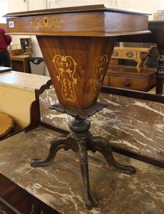 Victorian inlaid walnut trumpet work box